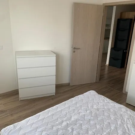 Your 14 Apartment *