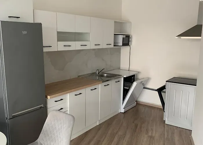 Your 14 דירה קושיצה